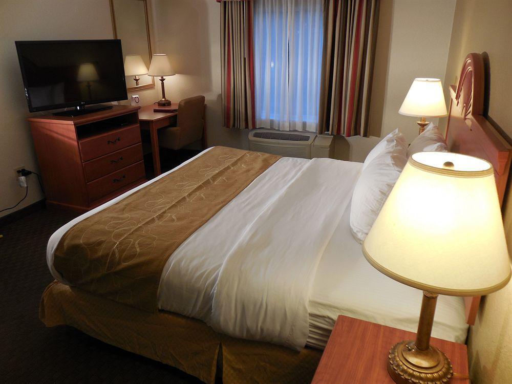 Comfort Lady - The Villages Hotel 3*