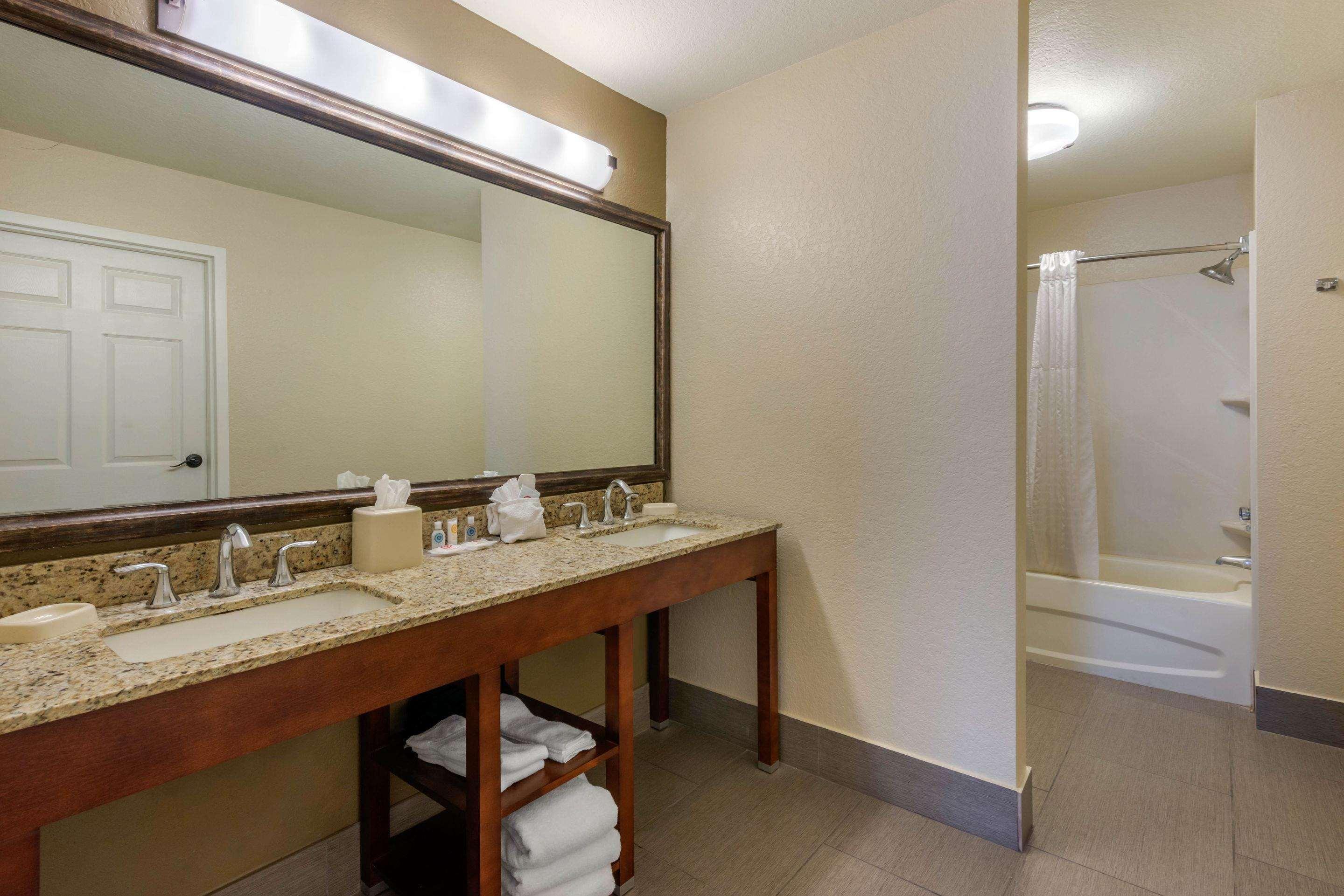 Hotel Comfort Lady - The Villages 3*