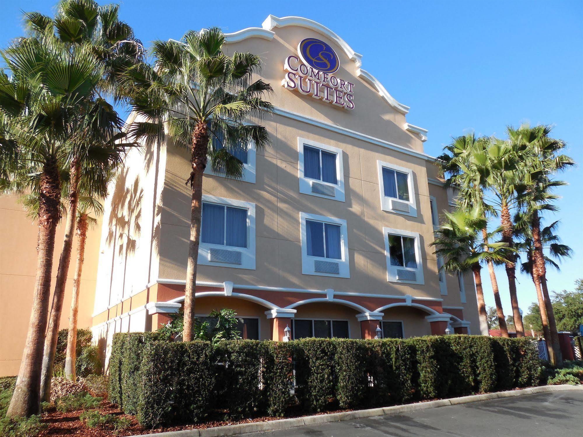 Comfort Lady - The Villages 3*